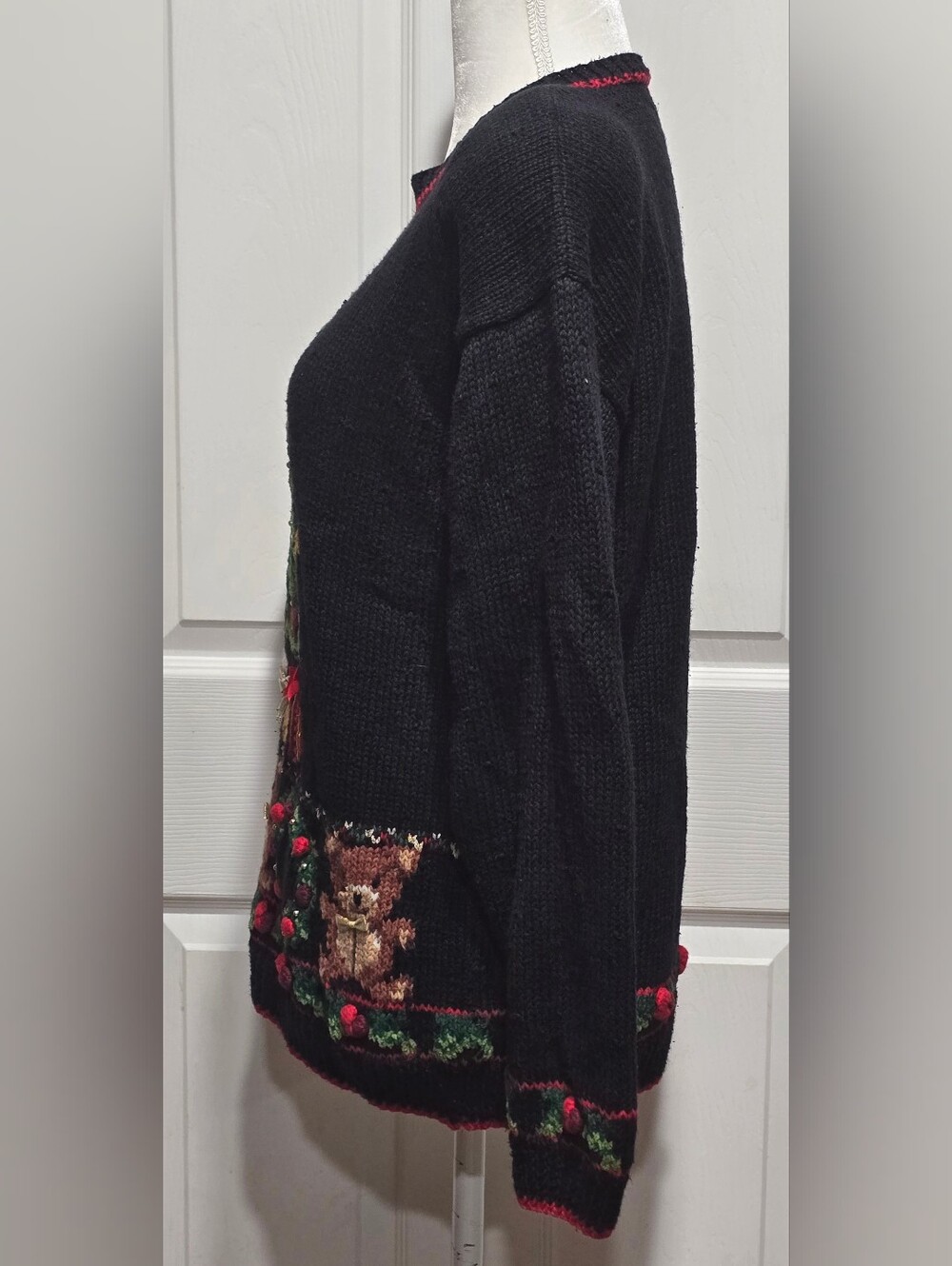 Vintage Casual Corner Christmas Tree Knit Sweater Gift Wreath Teddy Bear Motif - Picture 4 of 13